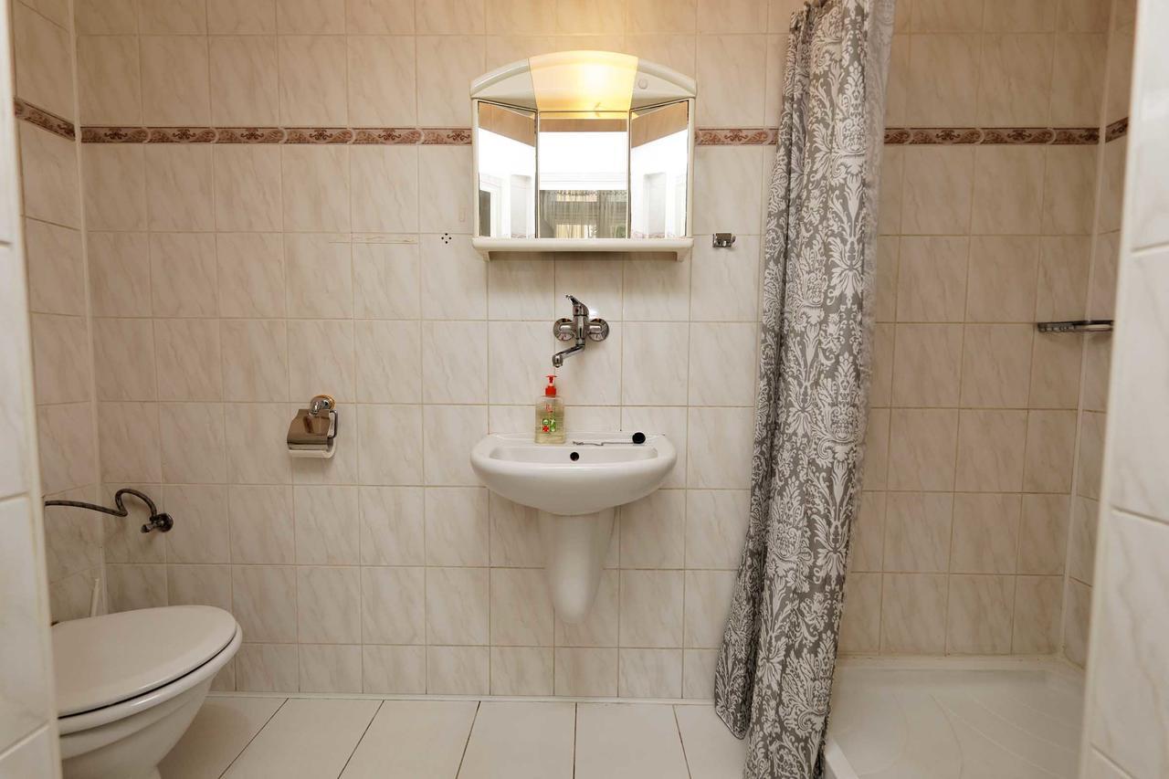 Apartments U Cisare Прага Екстериор снимка