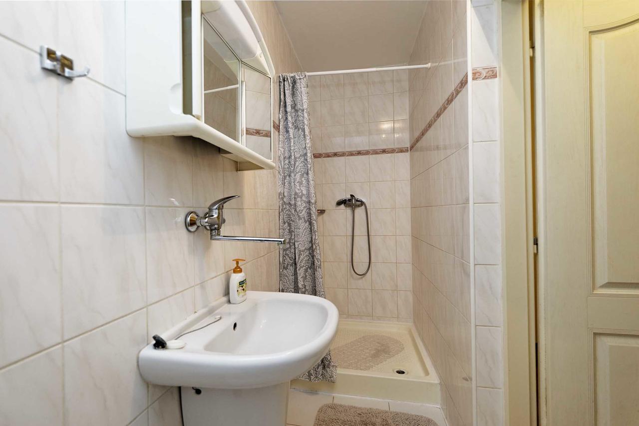 Apartments U Cisare Прага Екстериор снимка