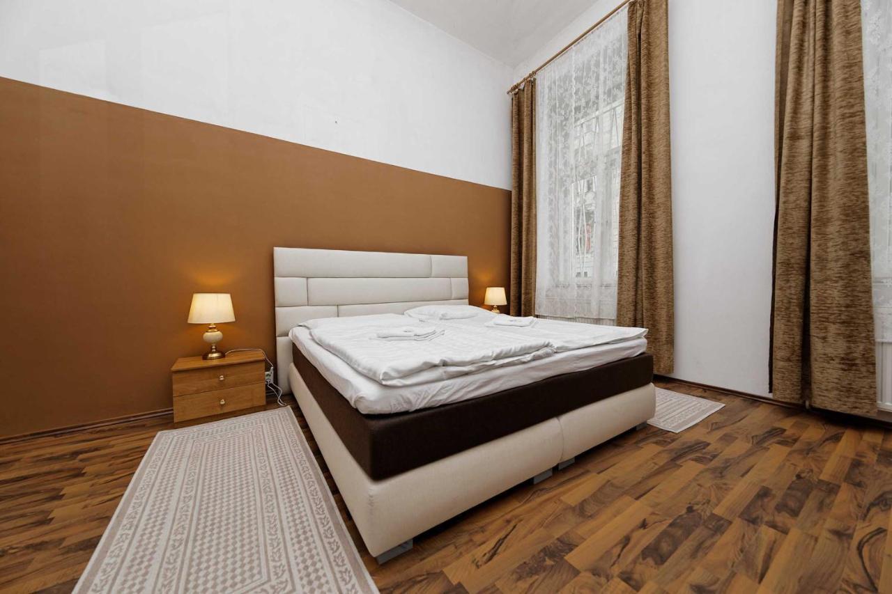 Apartments U Cisare Прага Екстериор снимка